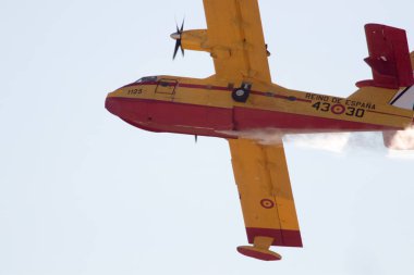 Uçak İspanya stunts yapıyor