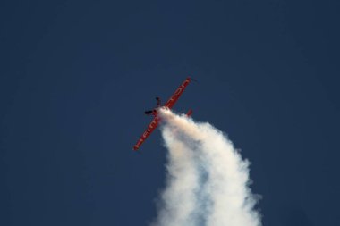 Uçak İspanya stunts yapıyor