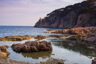 plaj kayalar ve gökyüzü fotoğraf efektleri ile