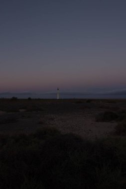 Deniz taşlarının ve kumların doğal manzarası