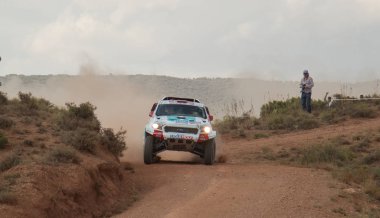 yarış otomobillerinin rekabet