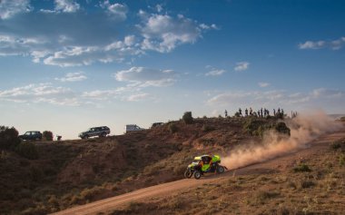 yarış otomobillerinin rekabet