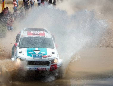 yarış otomobillerinin rekabet