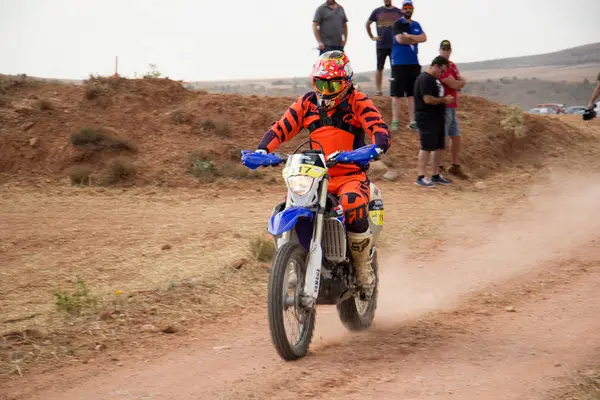 yarış otomobillerinin rekabet