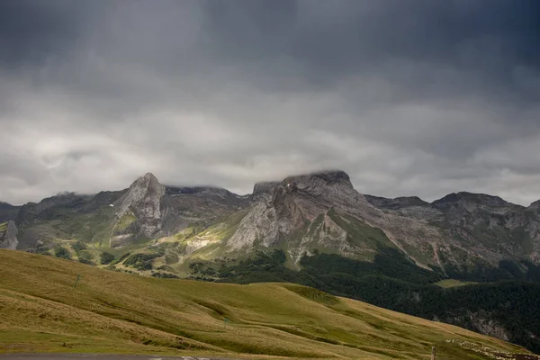 Paesaggio Montagne Cielo Blu — Foto Stock