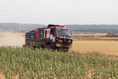 İspanya'da rekabet te yarış kamyonu