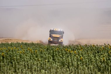 İspanya'da rekabet te yarış kamyonu