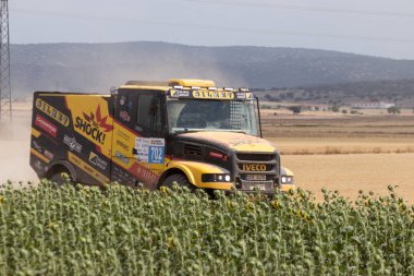 İspanya'da rekabet te yarış kamyonu