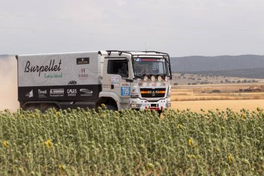 İspanya'da rekabet te yarış kamyonu