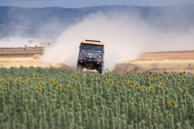 İspanya'da rekabet te yarış kamyonu