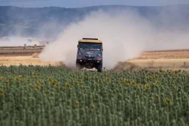 İspanya'da rekabet te yarış kamyonu