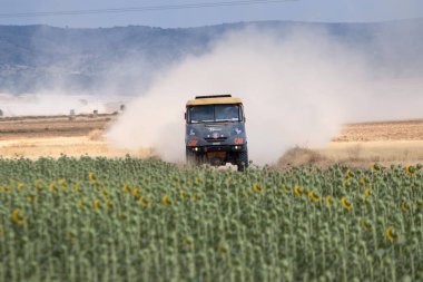 İspanya'da rekabet te yarış kamyonu