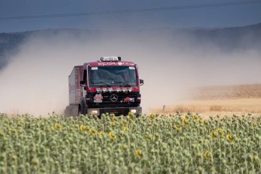 İspanya'da rekabet te yarış kamyonu