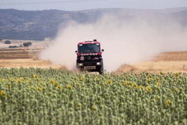 İspanya'da rekabet te yarış kamyonu