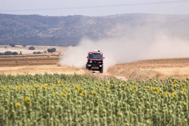 İspanya'da rekabet te yarış kamyonu