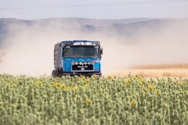 İspanya'da rekabet te yarış kamyonu