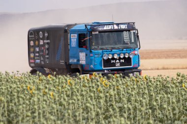 İspanya'da rekabet te yarış kamyonu