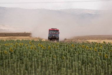 İspanya'da rekabet te yarış kamyonu