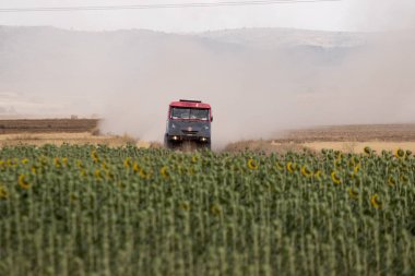 İspanya'da rekabet te yarış kamyonu
