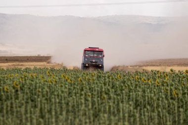 İspanya'da rekabet te yarış kamyonu