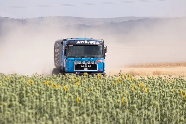 İspanya'da rekabet te yarış kamyonu