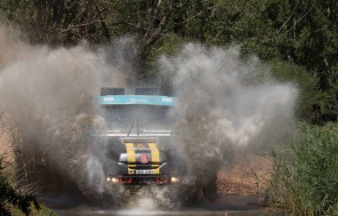İspanya'da rekabet te yarış kamyonu
