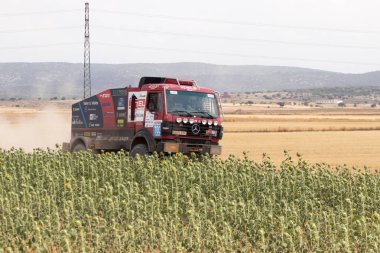 İspanya'da rekabet te yarış kamyonu