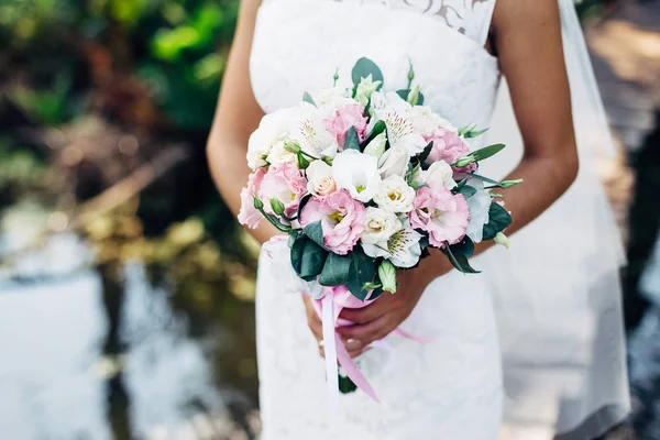 Ritratto di una sposa straordinaria . — Foto Stock