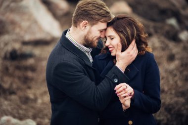 İnanılmaz bir genç çiftin portresi.