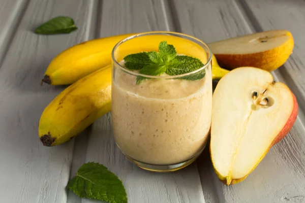 Smoothie Bananen Und Birne Auf Grauem Hintergrund — Stockfoto