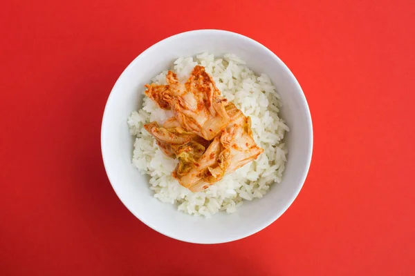 Kimchi Dan Beras Piring Putih Background Top Merah View Copy — Stok Foto