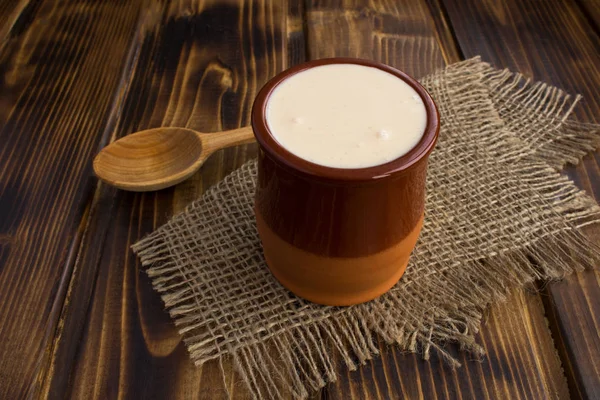 Homemade Ryazhenka Brown Ceramic Jar Rustic Background Fermented Milk Product — Stock Photo, Image