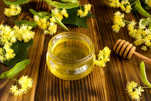 Honing Linde Bloemen Bruine Houten Achtergrond — Stockfoto