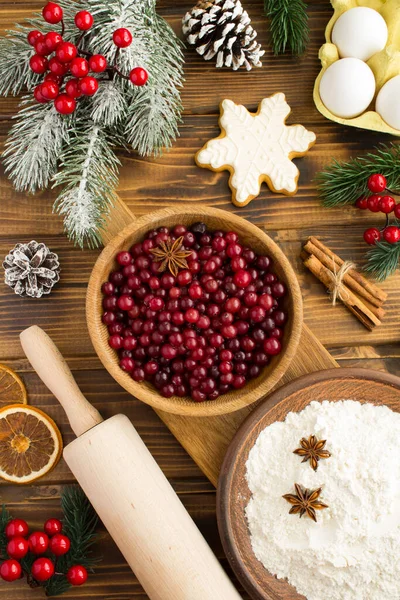 Top View Ingredients Christmas Cranberry Pie Wooden Background — Stock Photo, Image