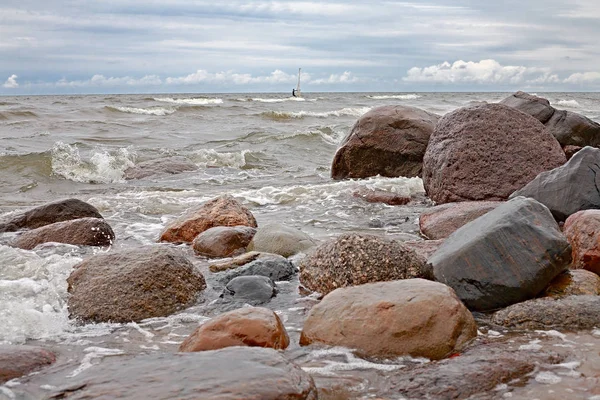 Kamienistym Wybrzeżu Wietrznej Pogody — Zdjęcie stockowe