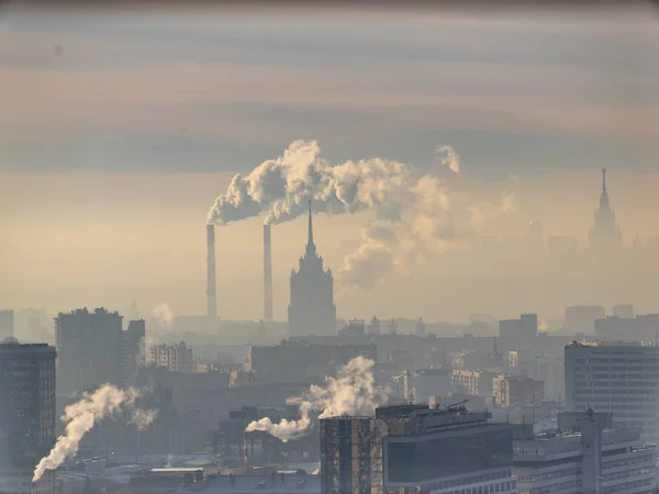 Vista aérea de la ciudad de Moscú por la mañana — Foto de Stock