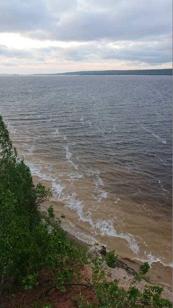 Tranquilo Volga Debido Fuerte Viento — Foto de Stock