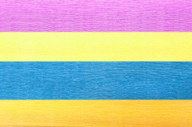 Dört farklı renk şeritleri dokulu zemin için buruşuk oluklu kağıt.