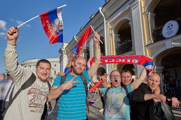 Petersburg Oroszország 2018 Június Rajongók Nyevszkij Szentpétervár 2018 Labdarúgó Világbajnokság — Stock Fotó