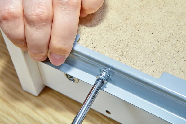 Using Furniture Fasteners Screwdriver Mounting Drawer Close — Stock Photo, Image