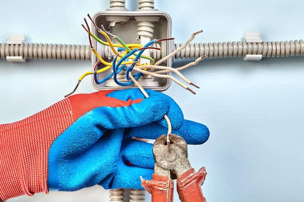 Installation of junction box for electrical wires. — Stock Photo, Image