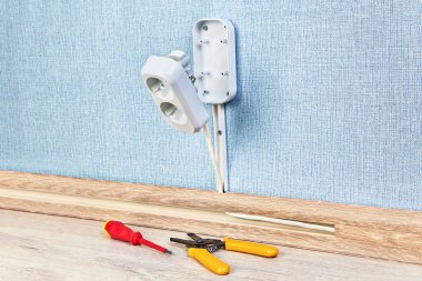 Montaj sırasında elektrik fiş ev kablolama.