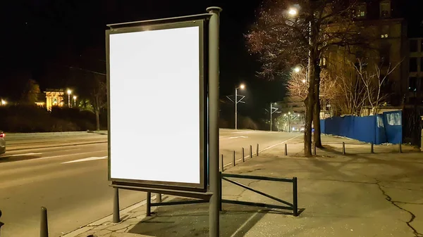 Büyük Açık Şehir Kentsel Beyaz Boş Reklam Billboard Afiş Işareti — Stok fotoğraf