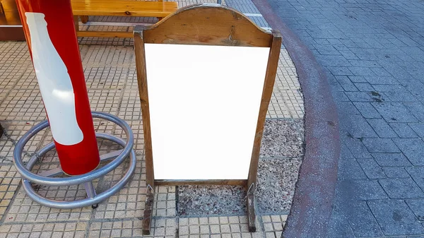 Boş Reklam Banner reklam şablon sahte kadar izole kırpma yolu