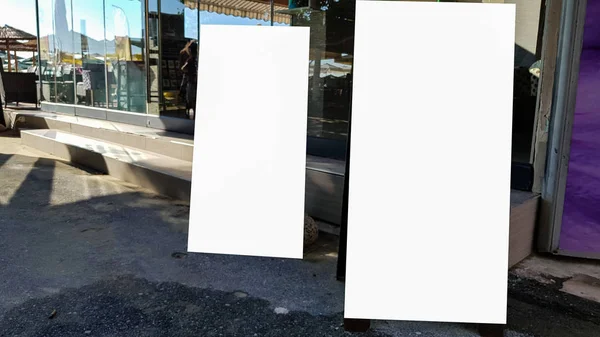 Boş Reklam Banner reklam şablon sahte kadar izole kırpma yolu