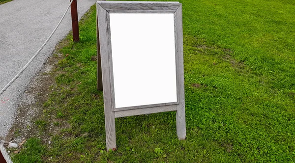 大きな空白屋外広告バナー印 — ストック写真