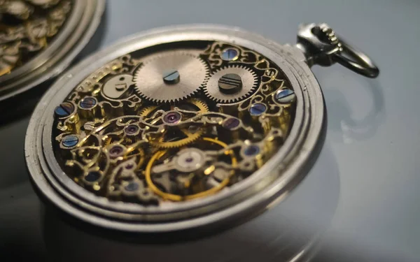 Esqueleto Relógios Bolso Mecânicos Antigos Artesanais Vintage Relógio Mecânico Antigo — Fotografia de Stock
