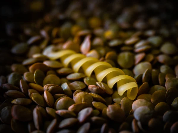 Pasta Stukken Met Linzen — Stockfoto