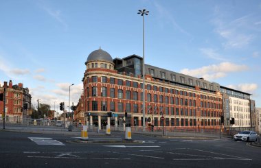 Leeds, İngiltere - 11 Ocak 2018: New York yolu ve Kuzey Caddesi leeds'te trafik