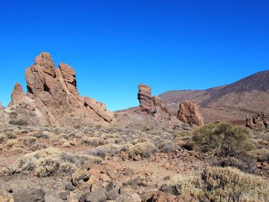 teide milli parkında dağ ve volkanik kaya oluşumları 